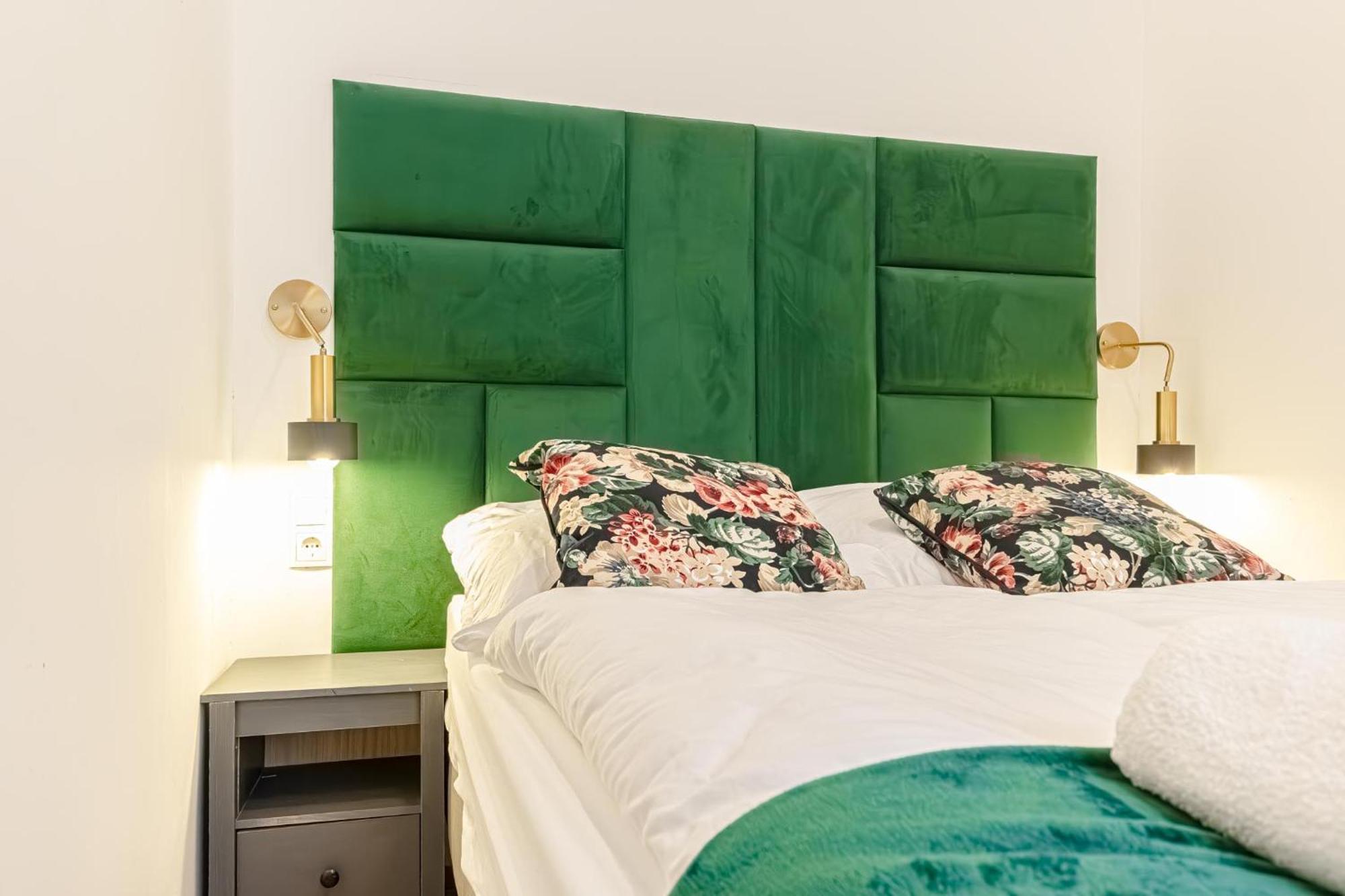 Appartement 18 Min To Center Via U3 - Lovely 1br Ground Floor Gem *